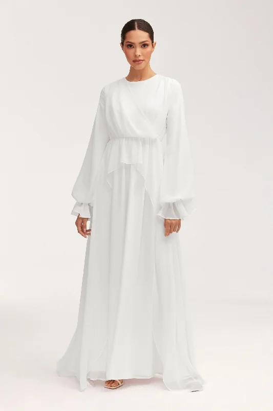 Aara Chiffon Maxi Dress - White Comfortable Long-Sleeve Maxi Dress