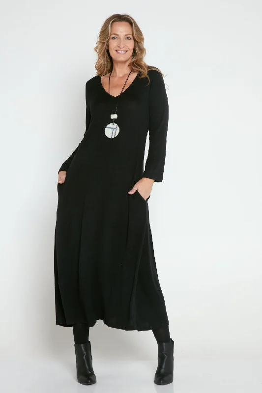 Christobel Knit Maxi Dress - Black Fashionable Layered Maxi Dress