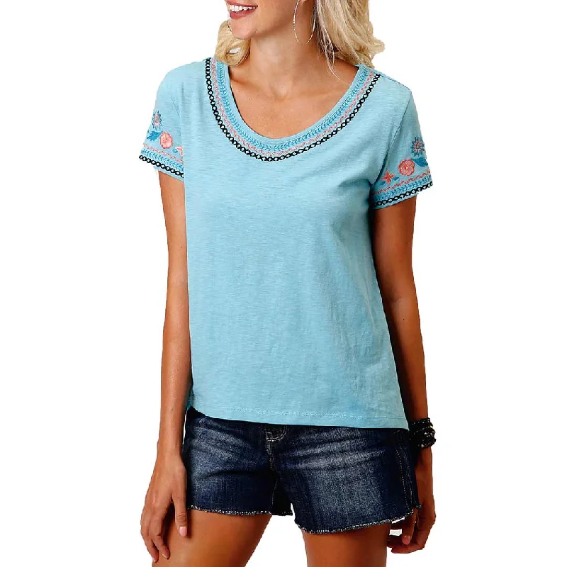 Roper Women's  Embroidered Keyhole Back T-shirt Satin Blend Silk Blend Wool Blend