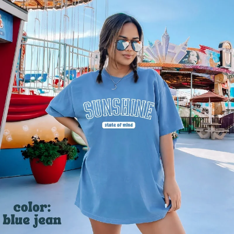 Sunshine State of Mind Beach Tee - Hawaii Shirt - Trendy Summer Shirt - Beach Shirt - Summer Varsity T-Shirt - Comfort Colors Oversized Tee Rayon Velvet Corduroy